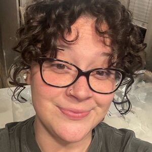 Meet your Posher, Savannah